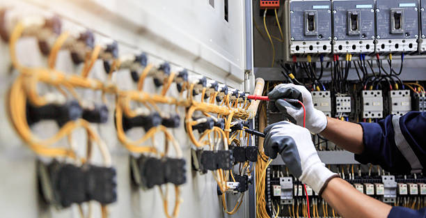 Professional Electrician technician working in Westville, IL